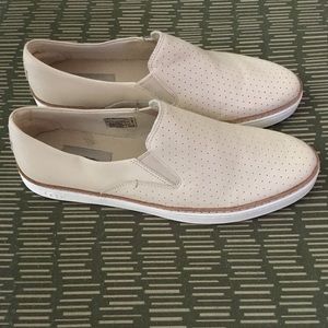 UGG slip-on tennis shoes